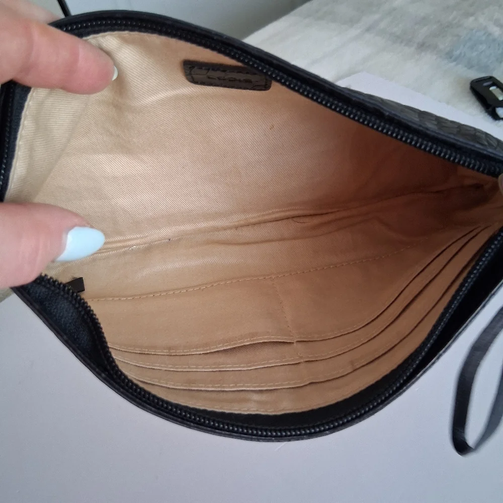 Lodis 260725 wristlet